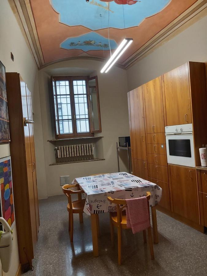 Appartamento Pallavicino Nel Centro Storico Di קרמונה מראה חיצוני תמונה